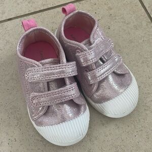 ✨3 for $15✨ Sz 6 Toddler Shoes